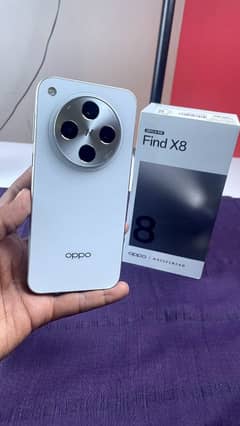 OPPO FIND X8