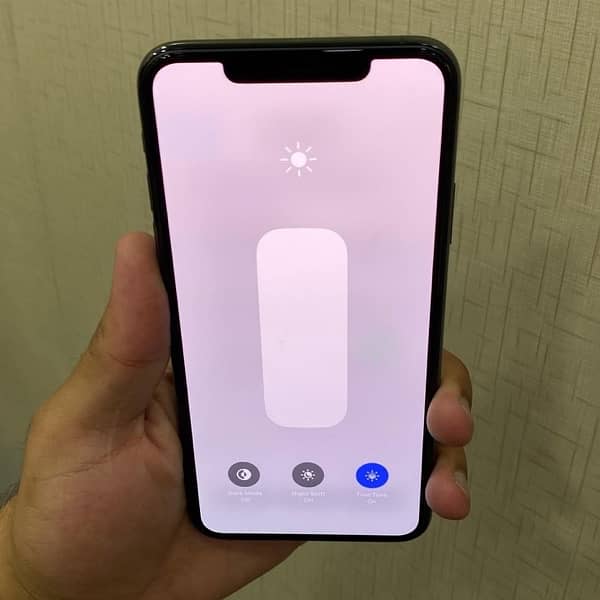 iPhone 11 pro max 2