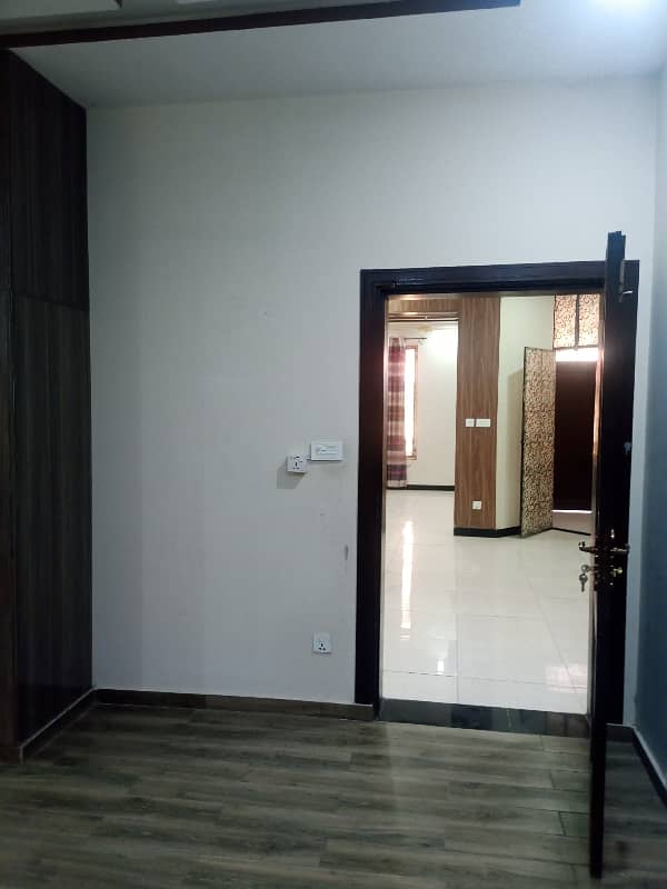 10 Marla Double Storey House for Rent 15