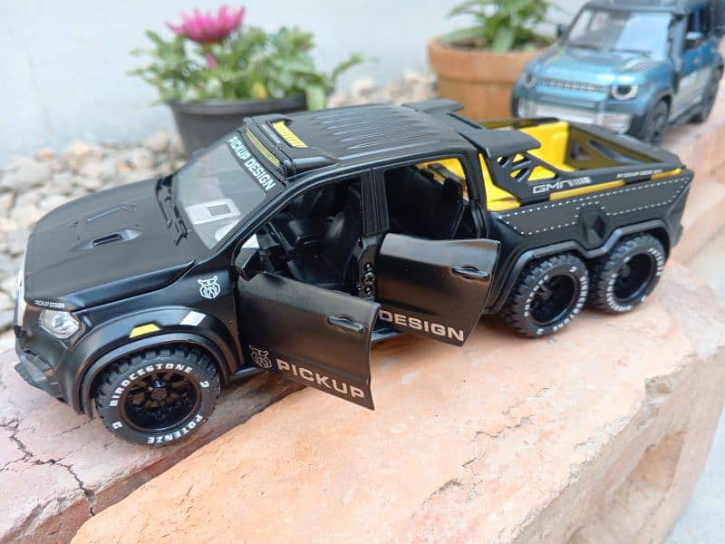 Mercedes Benz X-Class EXY 6x6 Diecast scale model 1