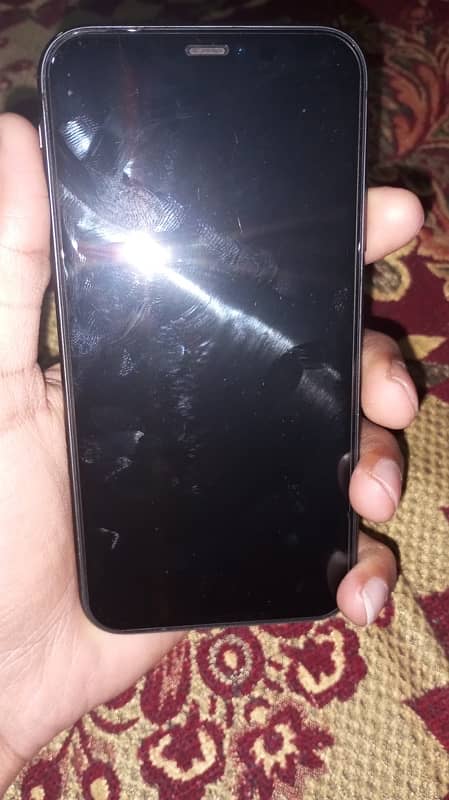 IPHONE 11 NON PTA 4