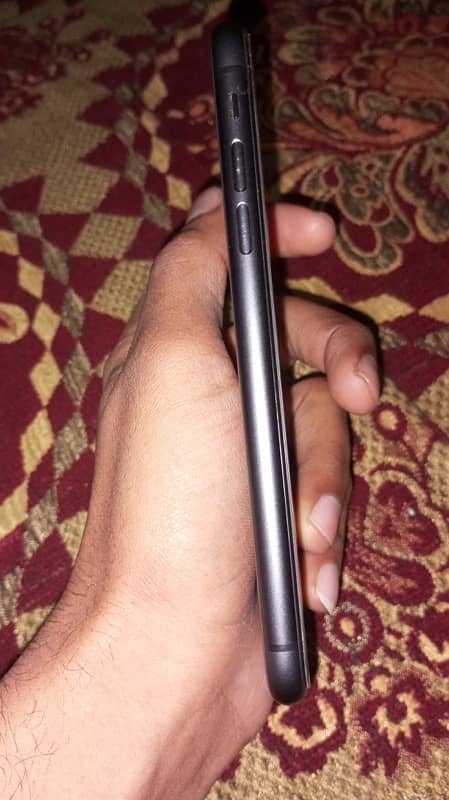 IPHONE 11 NON PTA 6