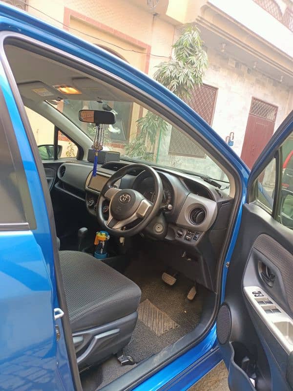 Toyota Vitz 2015 15