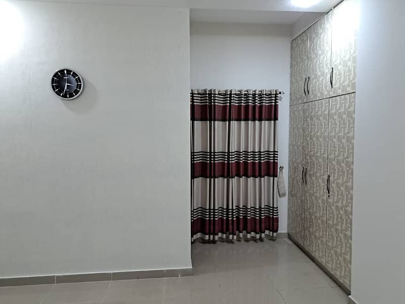 10 Marla Beautiful House With Basement For Rent In Overseas B Block Bahria Town,Lahore 22