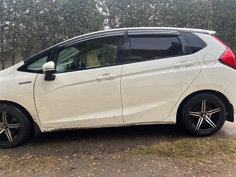 Honda Fit 2015 6