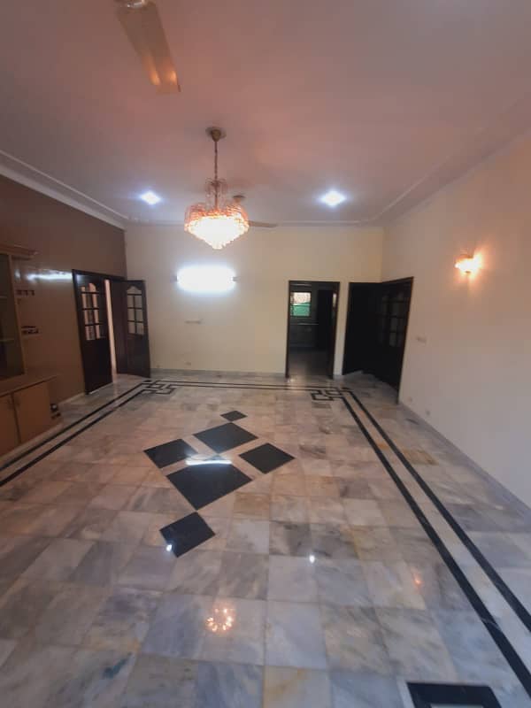 1 Kanal Separate Gate Lower Portion Is Available For Rent In Dha Phase 4 4