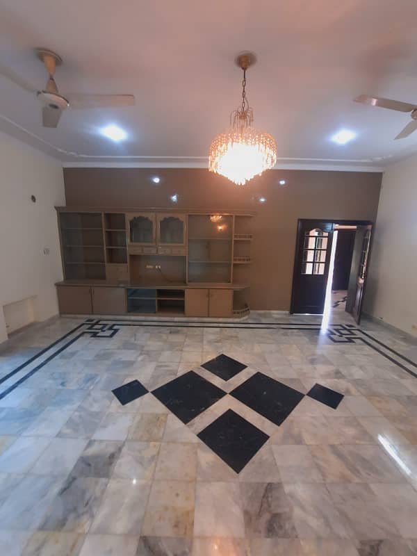 1 Kanal Separate Gate Lower Portion Is Available For Rent In Dha Phase 4 8