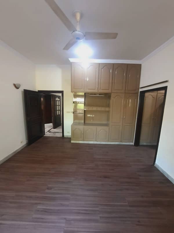 1 Kanal Separate Gate Lower Portion Is Available For Rent In Dha Phase 4 14