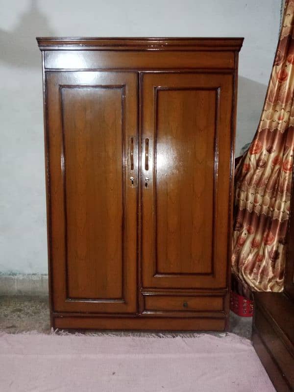 Wooden Almira for Sale 3