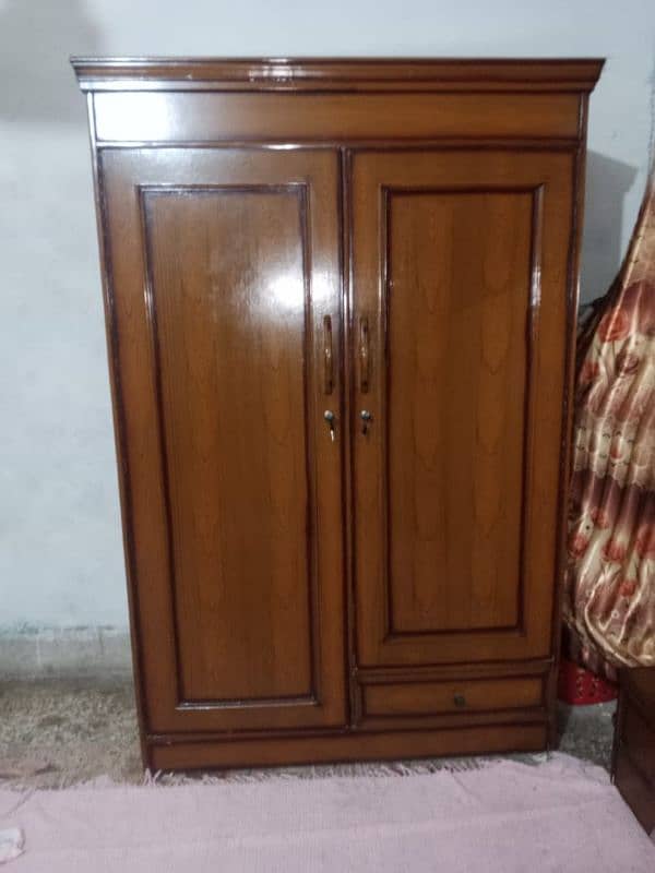 Wooden Almira for Sale 8