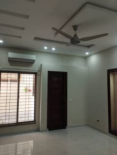 10 Marla brand new house for rent in bahria orchard