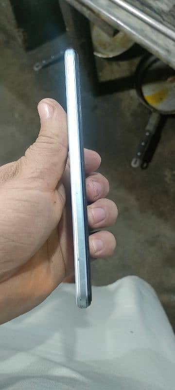 vivo y21 mobile all ok set with charger  no open no repair 2