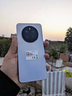 realme 12 8/256 only two weeks used urgent for sale serious buyers