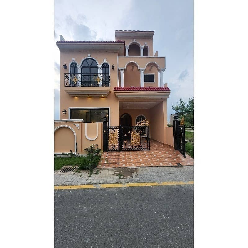 Luxury 5 Marla House In Etihad Town Phase 1 0