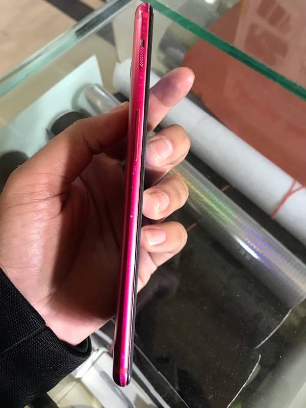 One plus 5t 6/64 All ok condition 10/9 3