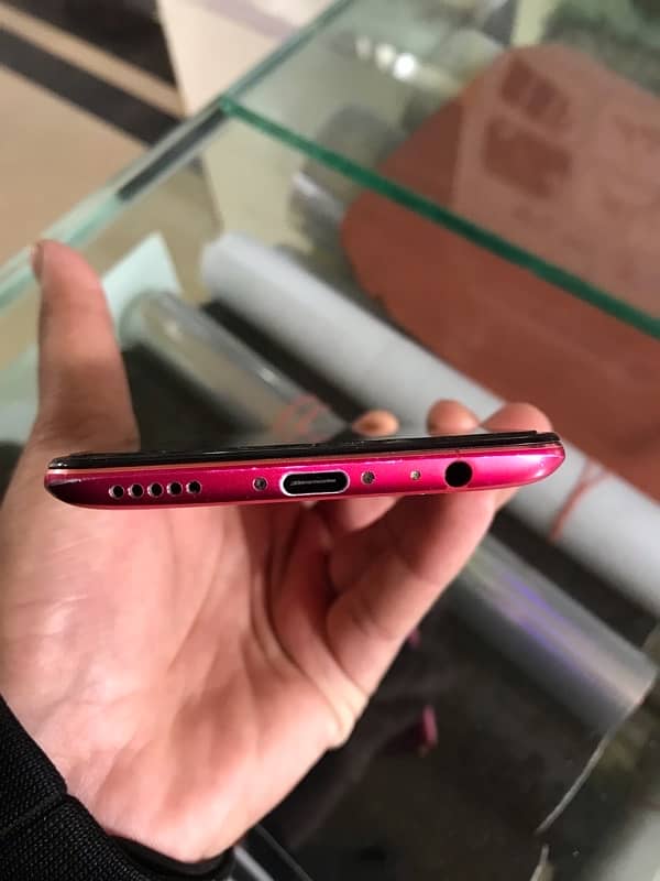 One plus 5t 6/64 All ok condition 10/9 4