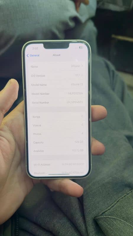 iphone 13 used like a new 4