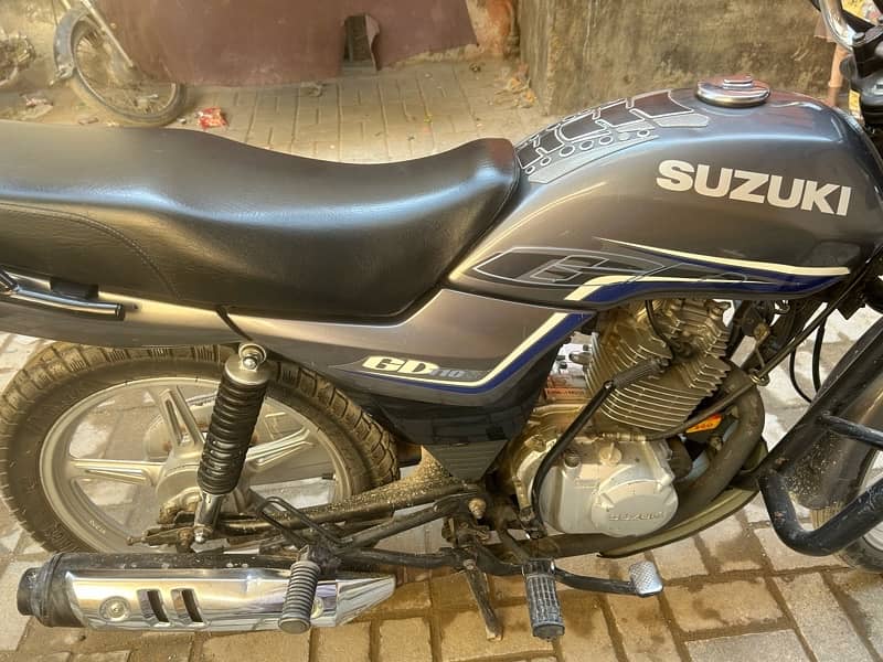 Suzuki 110s 2021 4