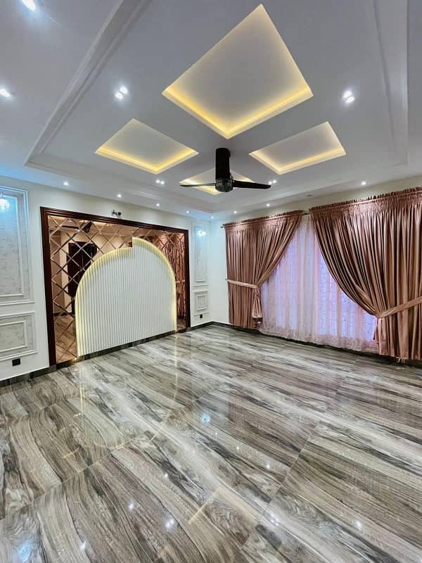 10 Marla luxury house upper Portion Nearby imtaiz store bahria 3