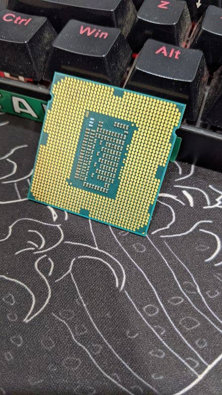 Intel i5-3570 Processor 1