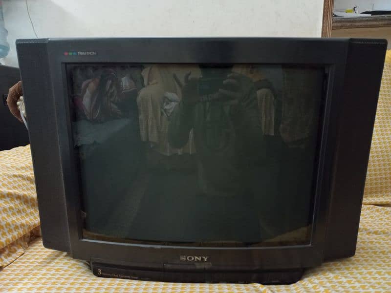 Sony japan made Tv model kv2192m3 0