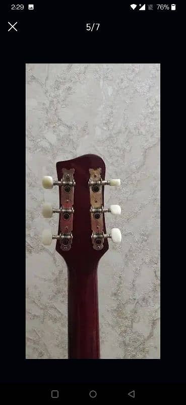 ACOUSTIC GUITAR 5