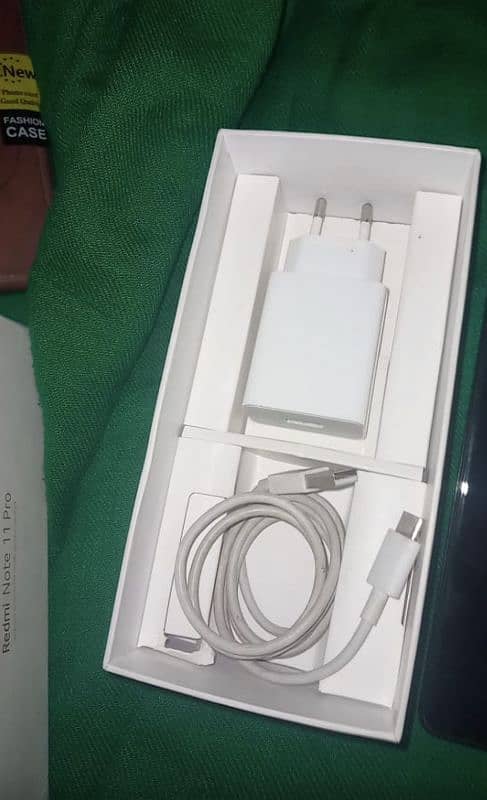 Redmi note 11 pro (6/128) with box and fast charger 2