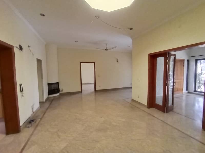 1 Kanal Separate Gate Upper Portion Is Available For Rent In Dha Phase 3 Near McDonalds Y Block 3