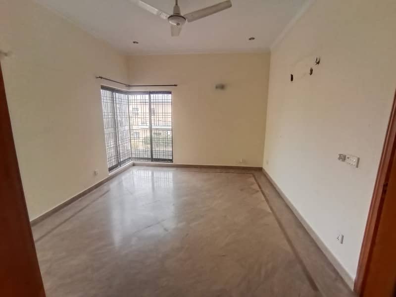 1 Kanal Separate Gate Upper Portion Is Available For Rent In Dha Phase 3 Near McDonalds Y Block 10