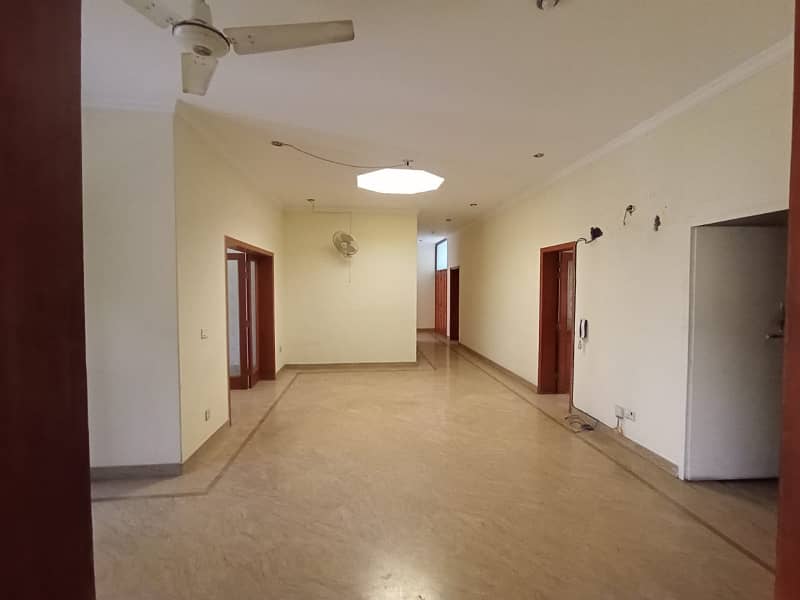 1 Kanal Separate Gate Upper Portion Is Available For Rent In Dha Phase 3 Near McDonalds Y Block 13