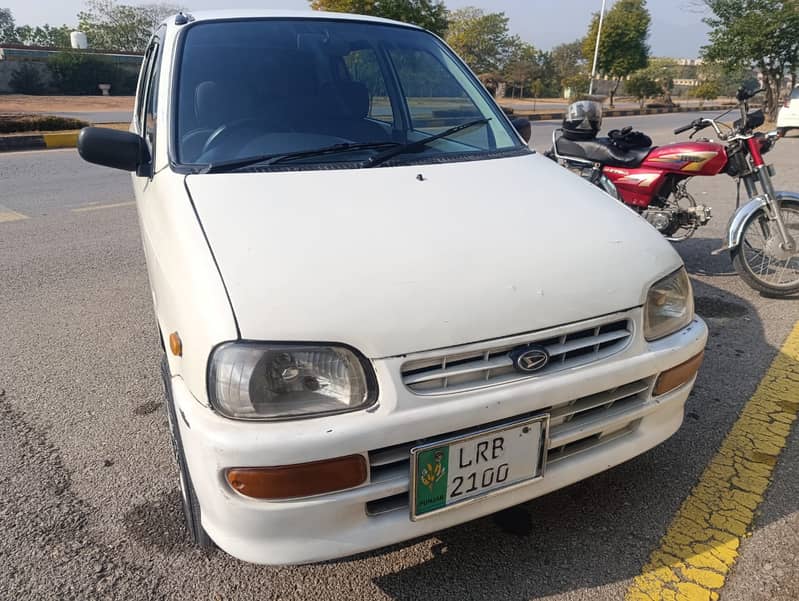 Daihatsu Cuore 2002 3