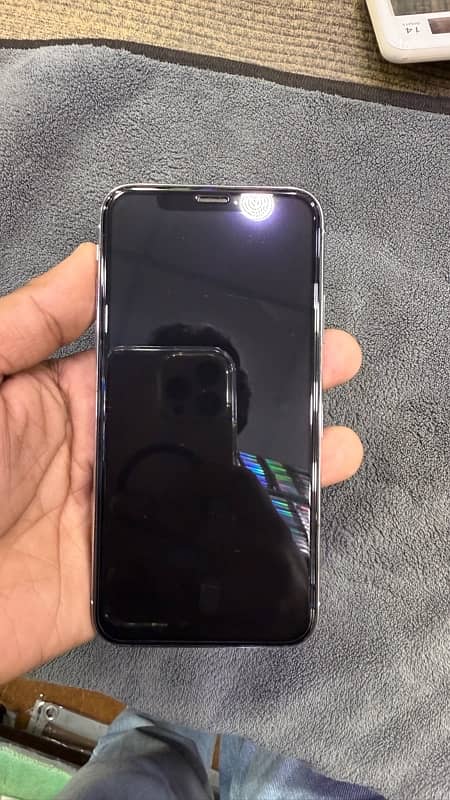 iPhone X PTA 64gb white 2