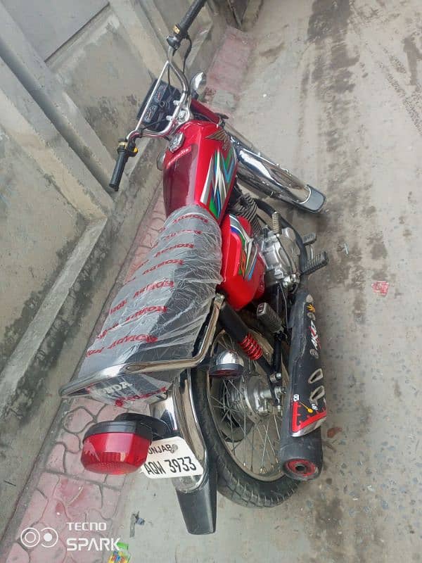 Honda 125 brand new condition 5