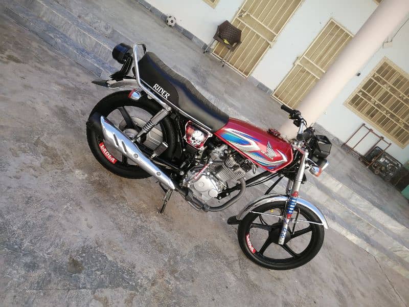 Honda CG 125  Like new 0