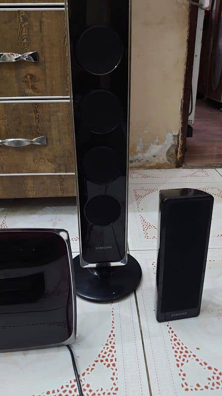 Samsung home theatre 5.1 3