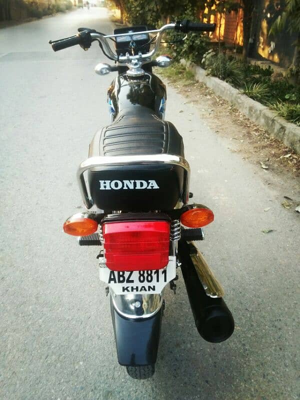 Unique UD 125 Modal 2020 Full OK condition Price / 92000/03115361342 2