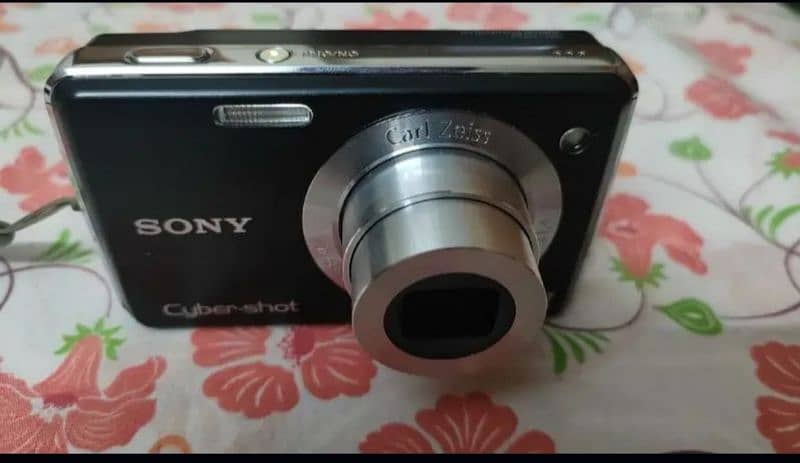 Sony cyber shot DSC-W230 for sale 2