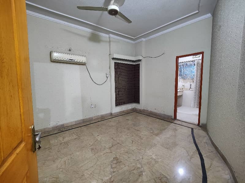 10 Marla Corner House For Sale 0