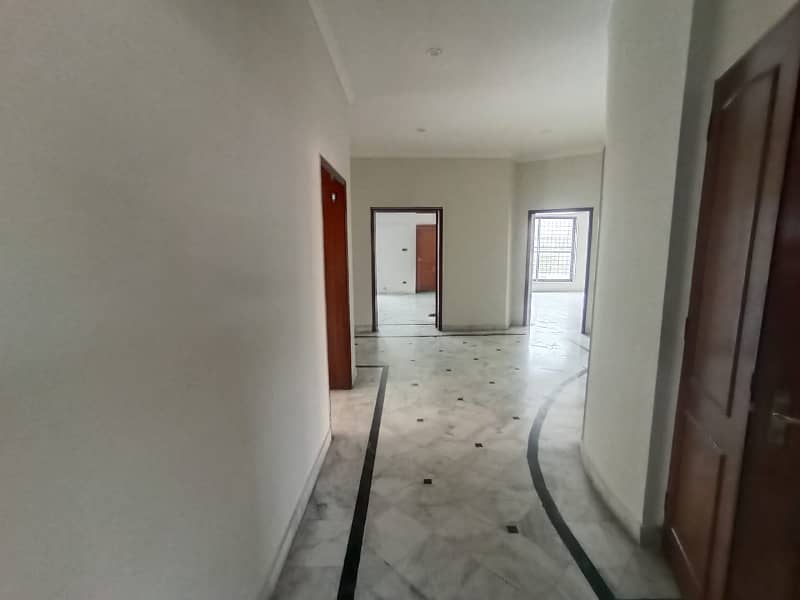 01 Kanal Luxury Beautiful Upper Portion Available For Rent In DHA Phase 3 Block XX Lahore Cantt 2