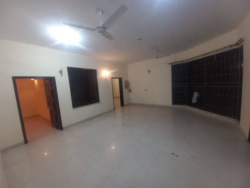 1 Kanal Upper portion corner Seprate geraj for rent Valencia society block B 1