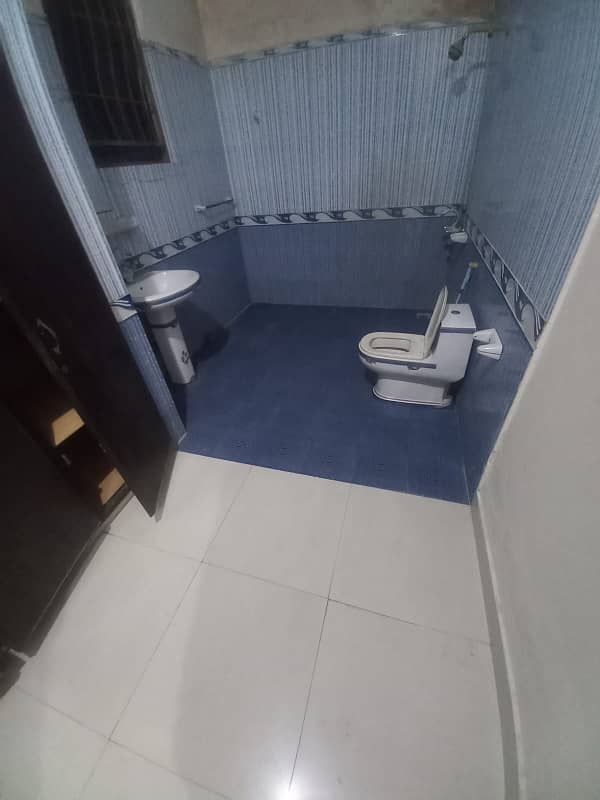 1 Kanal Upper portion corner Seprate geraj for rent Valencia society block B 5