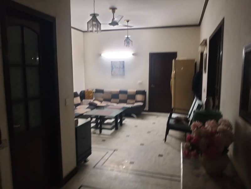 10 marla Full hous available for rent wapda Town ph1 block E2 3