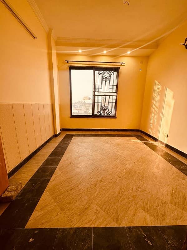 10 marla Full hous available for rent wapda Town ph1 block E2 6