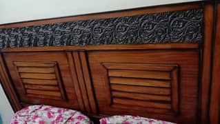 WOODEN KING SIZE BED WITH TWO SIDE TABLES AND ONE DRESSING TABLE