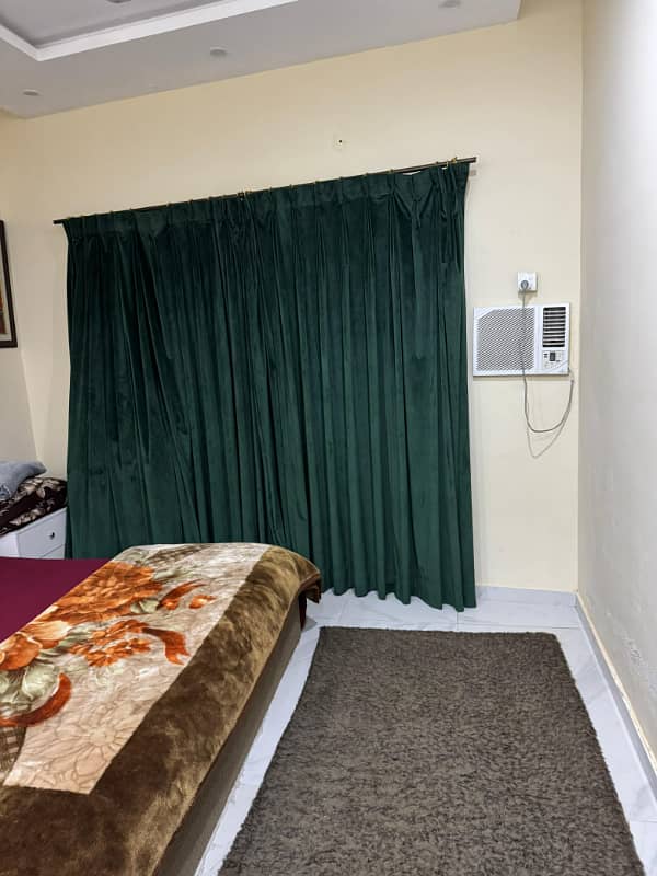 One Bed Luxury Apartment Fully Furnished available per day 22