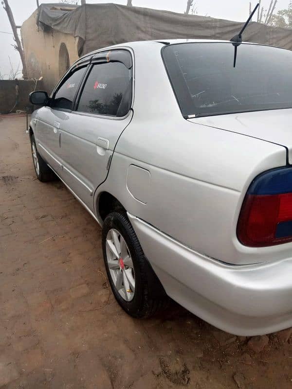 Suzuki Baleno 2004 10