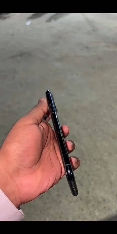 iphone 11 pro 0