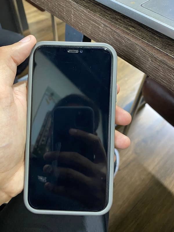 Iphone 11 Dual PTA approved 5