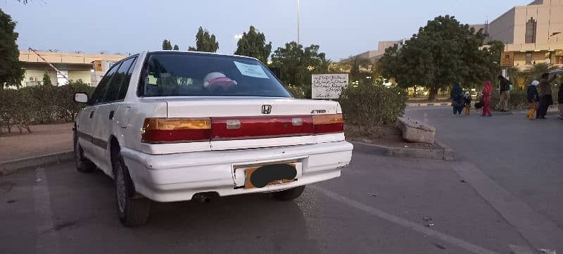 Honda Civic 1990 saloon 0