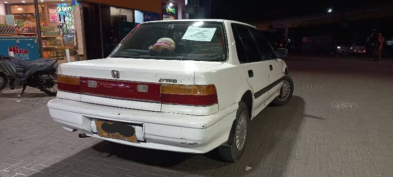 Honda Civic 1990 saloon 8